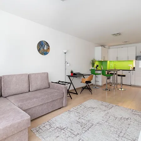 Maria's Family With Free Parking Apartment Budapest